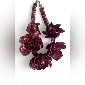 Elegant Floral Burgundy Necklace